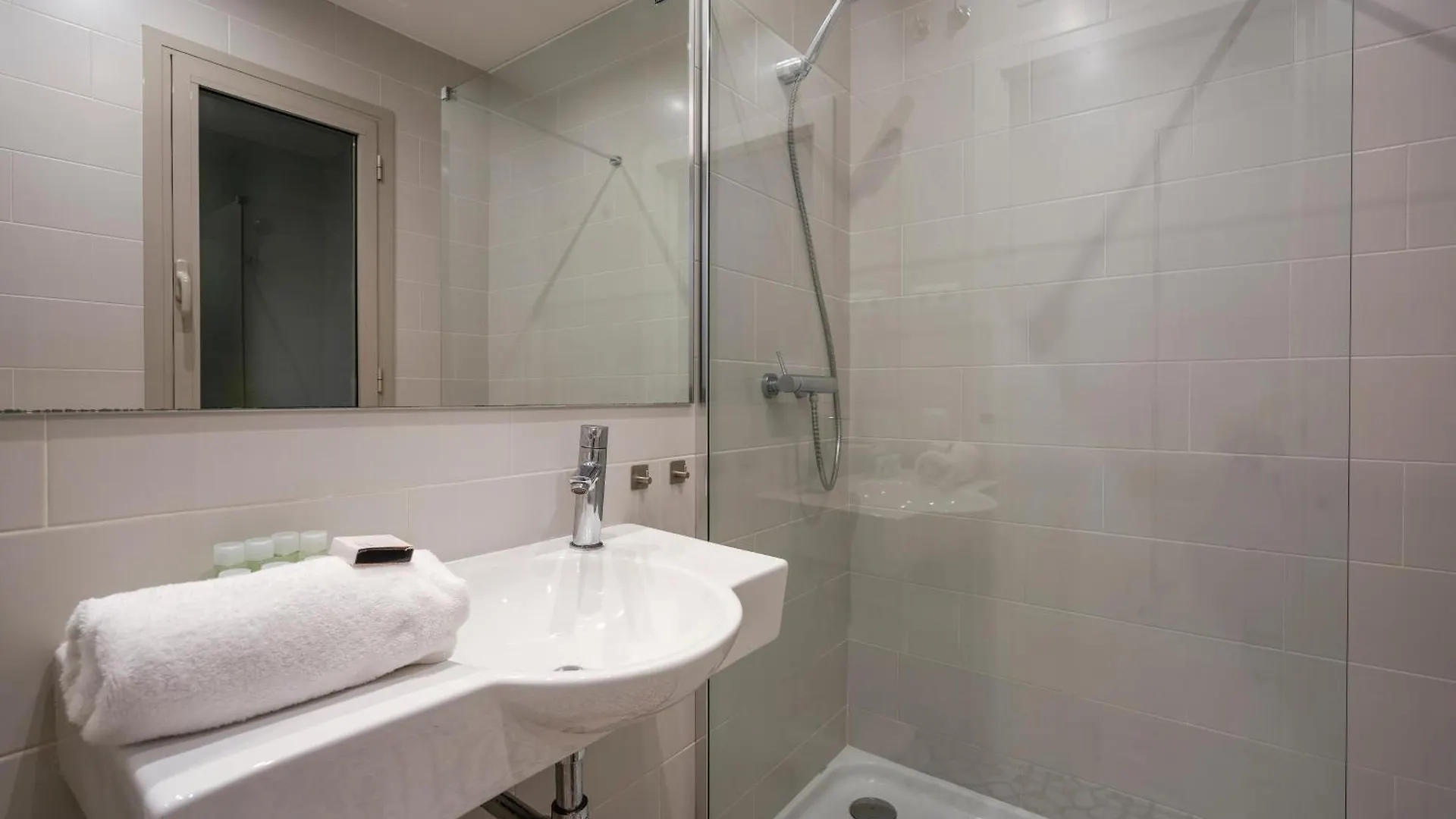 Bcnstop Sant Pau Suites Barcelone Appart hôtel