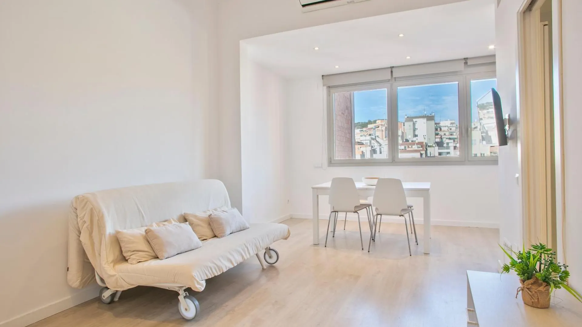 Aparthotel Bcnstop Sant Pau Suites Barcelona